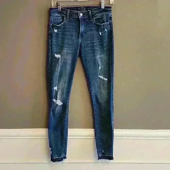 Abercrombie and Fitch Skinny Denim Jean - Picture 1 of 11